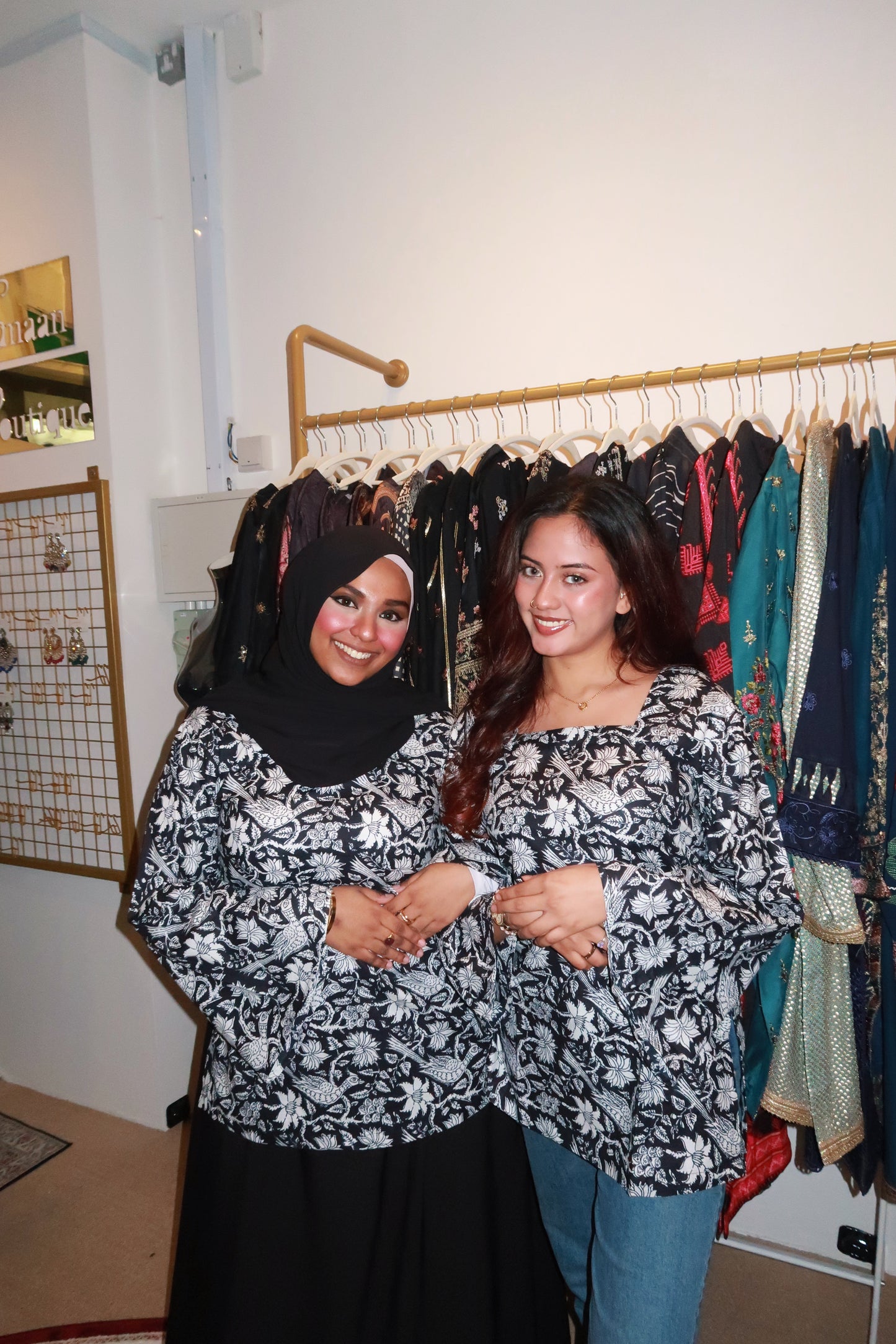 MOONBELL SHORT KURTI