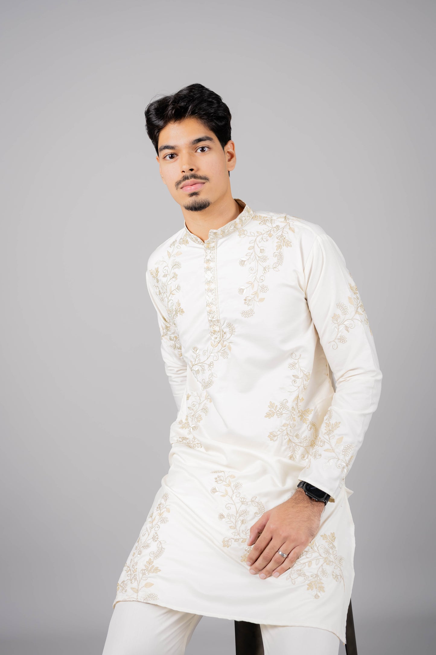 IVORY MAJESTY