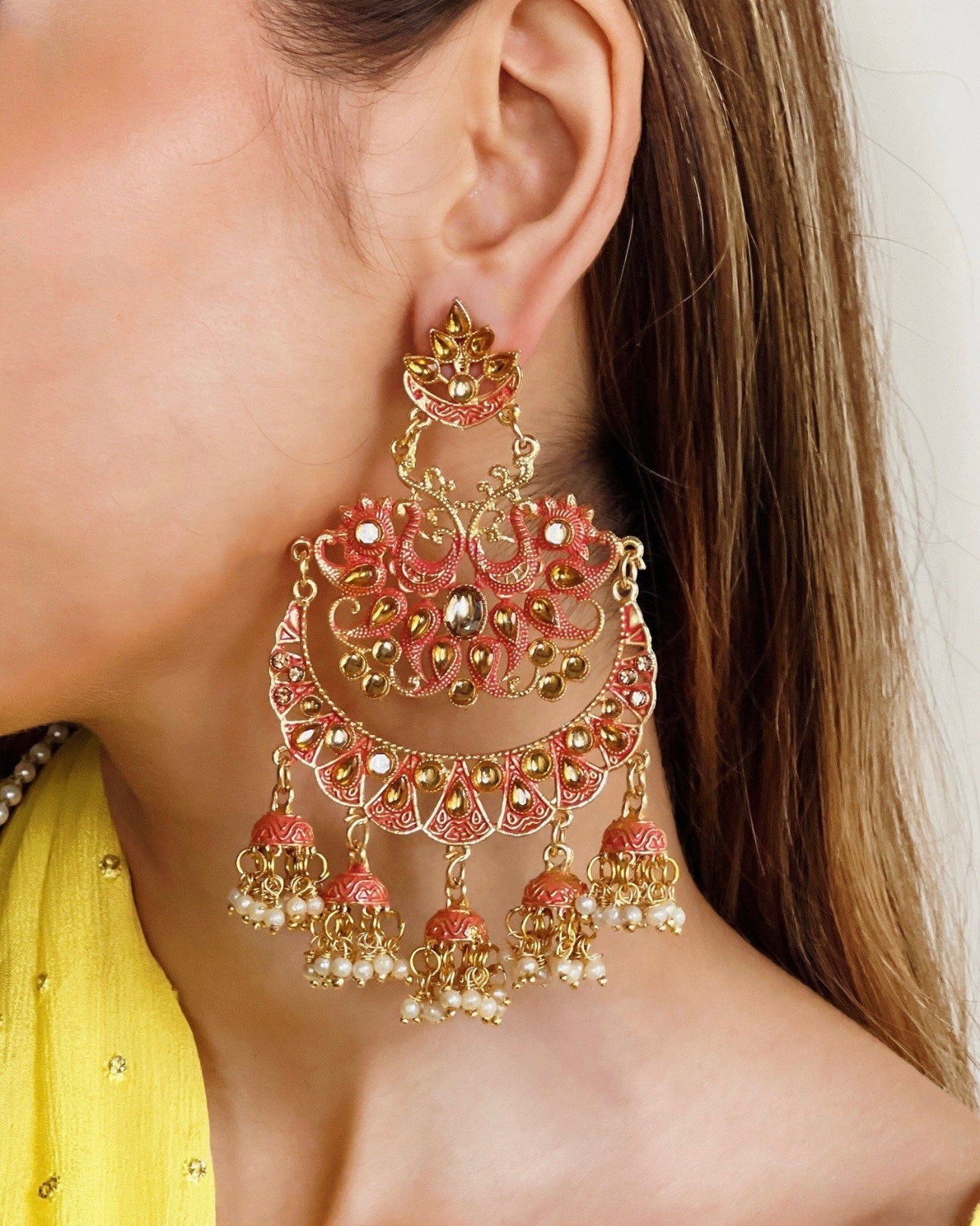 PEACH CHANDBALIS