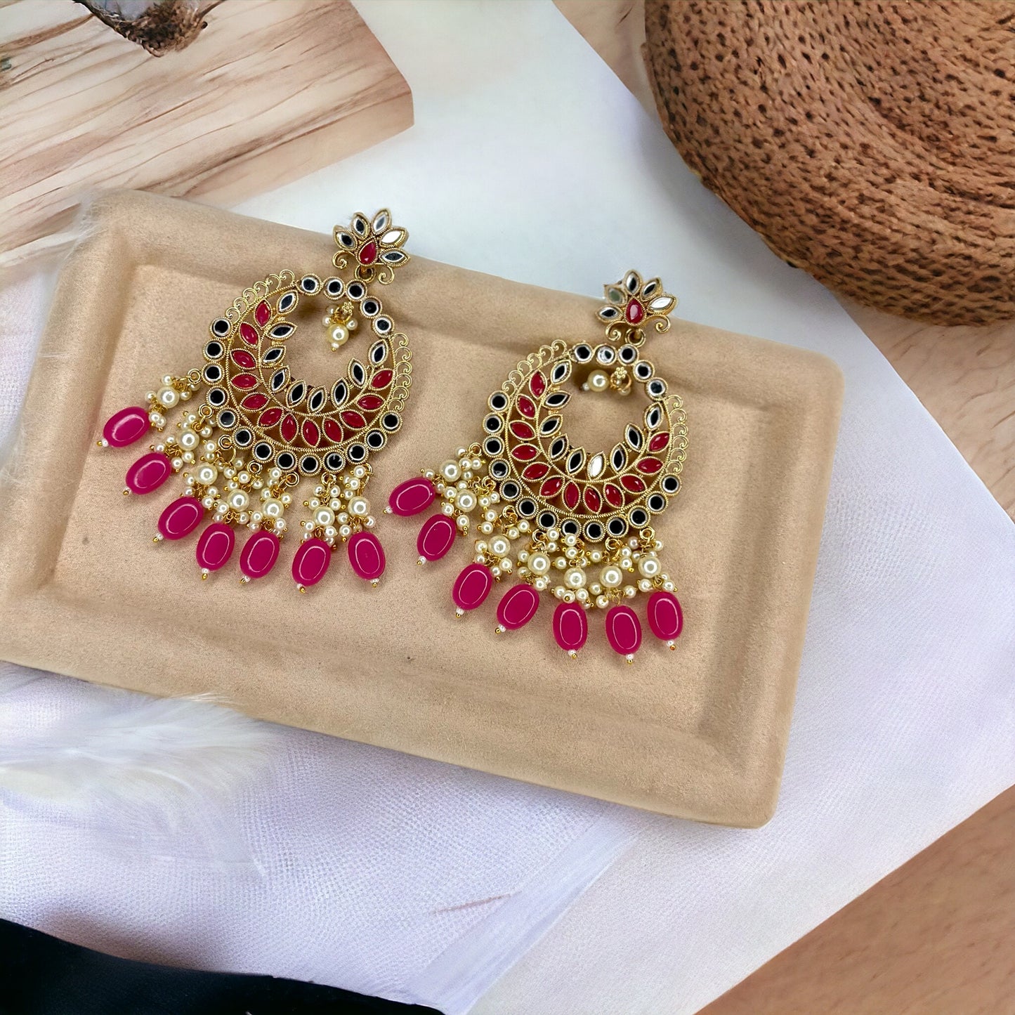 PINK CHANDBALIS