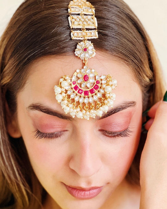 PINK KUNDAN STATEMENT MAANG TIKKA