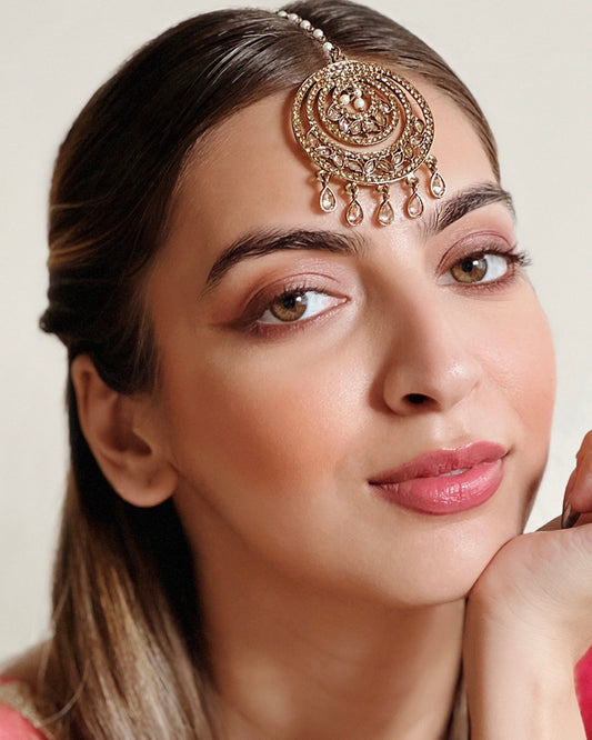 ETHNIC RUST GOLD MAANG TIKKA